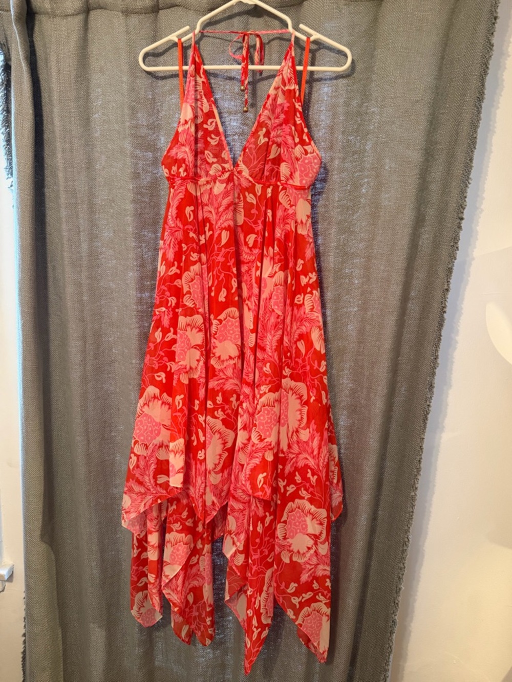 Floral Vintage Juicy-Couture asymmetrical flowy dress. Open back, tie around nec
